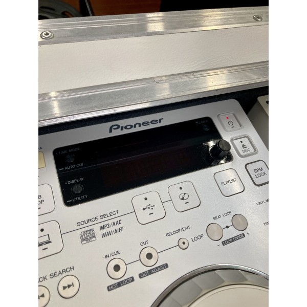 PIONEER DJ CDJ-350 + DJM-350 + PRO-350FLT WHITE BUNDLE (Usato)